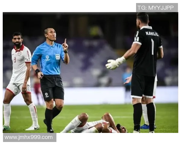 差点因身高问题被淘汰的足球明星逆袭成传奇的励志故事